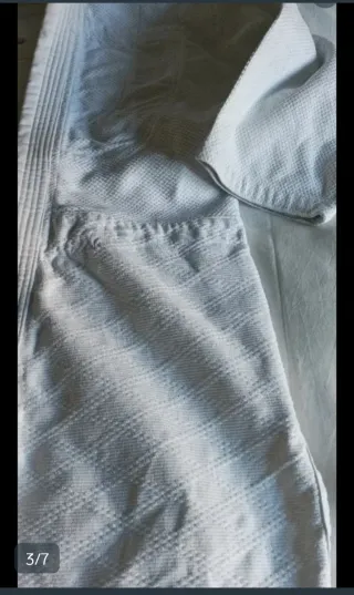 Kimono blanco artes marciales