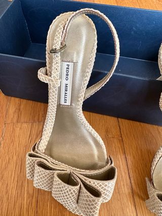 Sandalias Pedro Miralles Beige Doradas