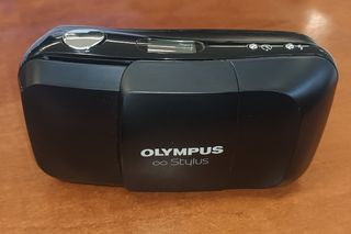 Olympus Stylus Infinity Máquina Analógica 35mm