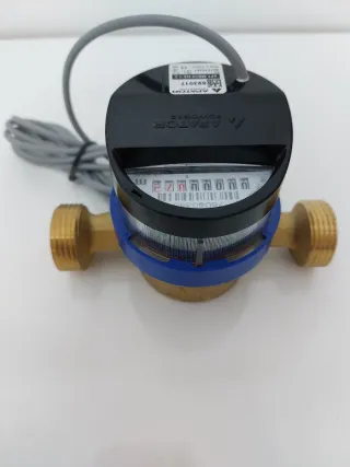 Contador de agua Apator 1"