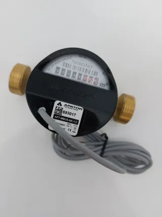 Contador de agua Apator 1"