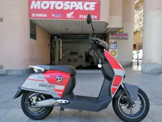 Supersoco CUX DUCATI Scooter Eléctrica