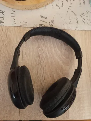 Cascos Inalámbricos Negros
