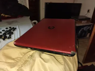 Portátil HP i3 Rojo