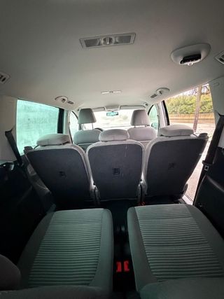 SEAT Alhambra 2011