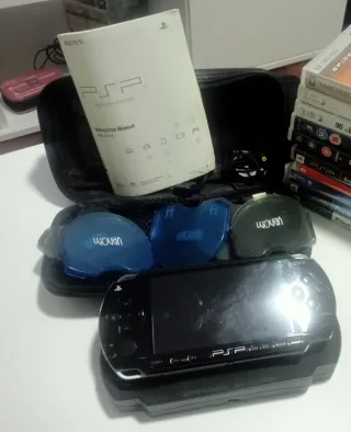 PSP Sony Negra perfecto estado(Solo consola)