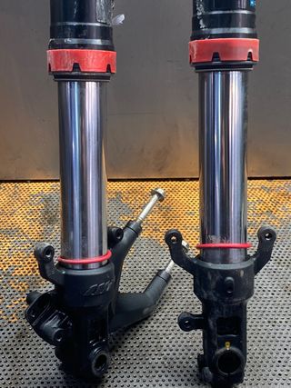 Horquillas Husqvarna 401 2019