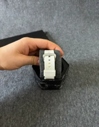 Reloj Casio MOD de acero con dial negro