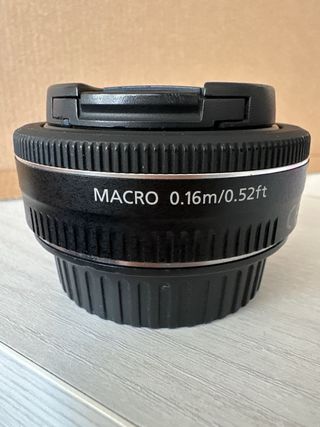 Canon EF-S 24mm f/2.8 STM