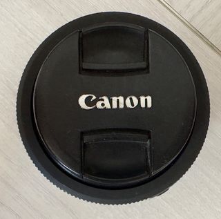 Canon EF-S 24mm f/2.8 STM