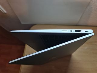 HP 430 G8 i5 16GB RAM 256GB SSD 13.3 FHD