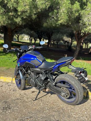 Yamaha MT-07 2024 Azul/Negra