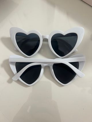 Pack Gafas Sol Corazón Blancas