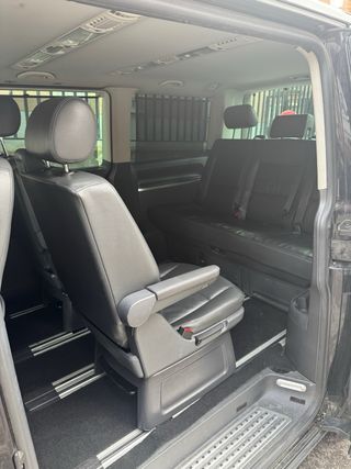 Volkswagen Multivan 2012