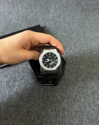 Reloj Casio MOD de acero con dial negro