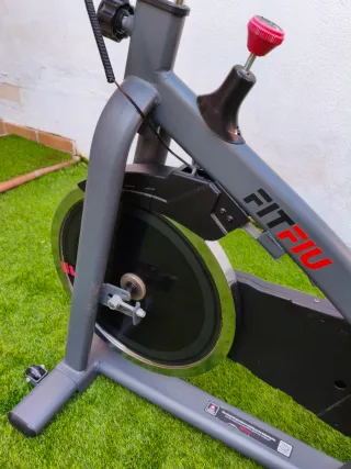 Bicicleta Spinning Fit Fiu BESP-200. Muy poco uso.