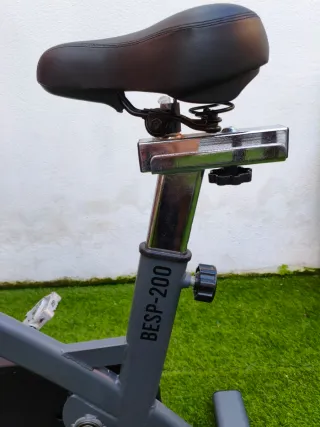 Bicicleta Spinning Fit Fiu BESP-200. Muy poco uso.