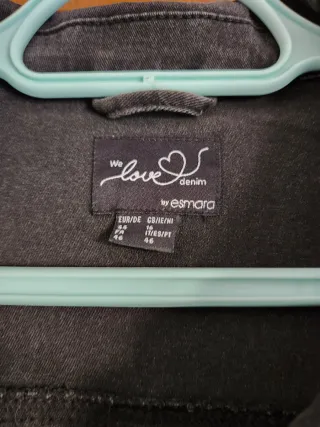 Cazadora vaquera elástica mujer negra