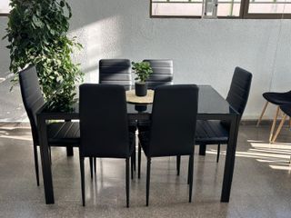 Mesa comedor con 6 sillas nueva