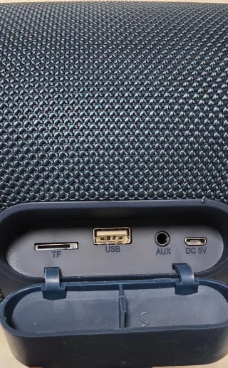 Altavoz Bluetooth (NO ES JBL)