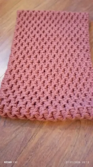 Cachecol de malha rosa