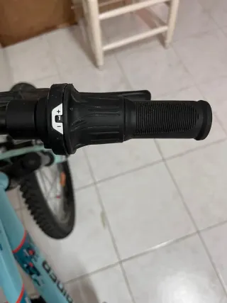 Bicicleta 20" Rockrider azul