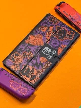 Nintendo Switch OLED Edición Pokémon + Juegos