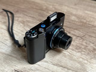 Samsung NV8 de 8.1 MP cámara digital