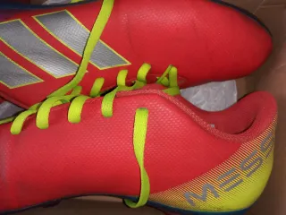 Botas de fútbol Adidas Messi niño