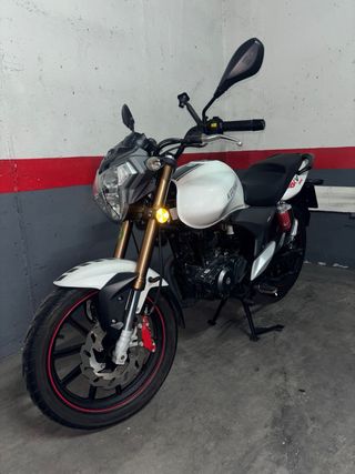 Moto Keeway RKV 125 cc