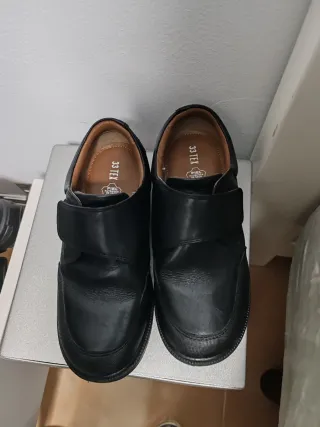 Zapatos negros piel 33 TEX