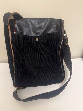 Bandolera Adolfo Dominguez Piel Envejecida y pana