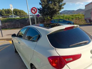 Alfa Romeo Giulietta 2011