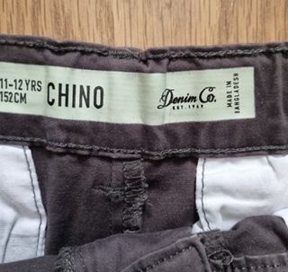 Pantalón chino marrón niño