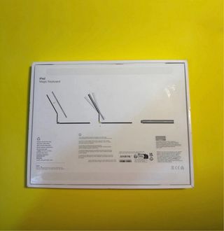 Magic Keyboard iPad Air 11