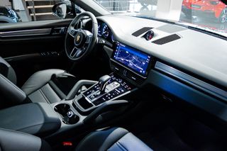Porsche Cayenne Coupe EHybrid Platinum Edition2023