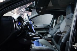 Porsche Cayenne Coupe EHybrid Platinum Edition2023