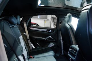 Porsche Cayenne Coupe EHybrid Platinum Edition2023