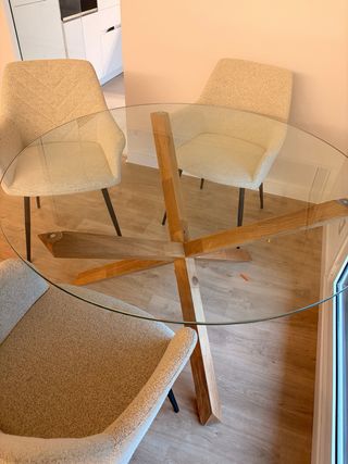 Mesa redonda cristal y 3 sillas