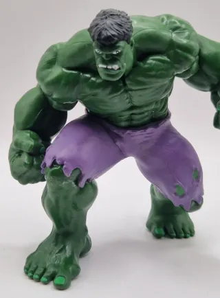 Action Figure Disney Marvel "Incredible Hulk"
