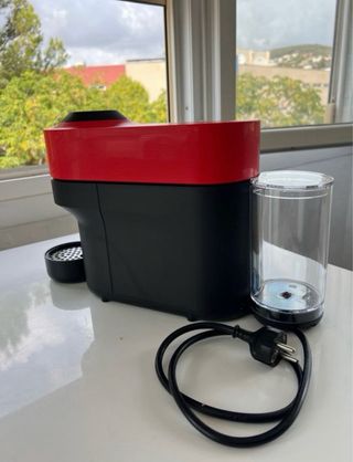 Cafetera Nespresso Krups Roja