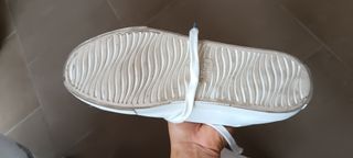 Zapatillas Mango Blancas y Doradas