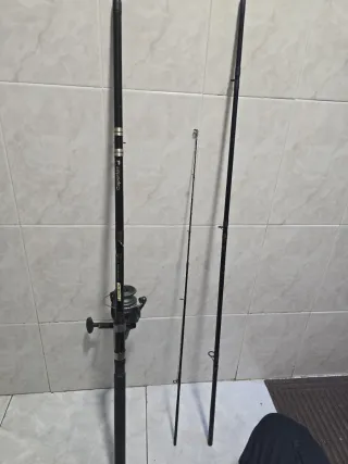 Caña Caperlan Essential Feeder 300