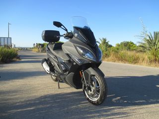 Kymco Xciting 400i Negra/Gris