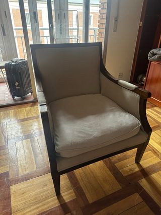 Butaca de salón madera maciza