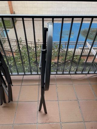 Mesa y 2 Sillas Terraza Cristal Metal