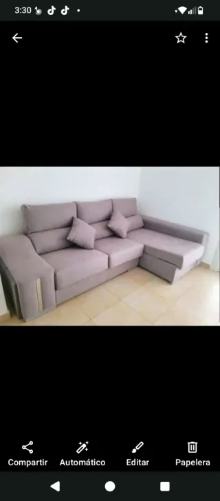 Armario blanco de madera