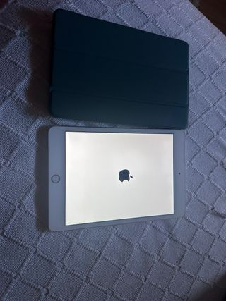 iPad mini 4 128GB Bianco e oro