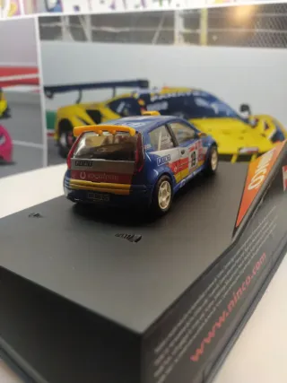 Fiat Punto S1600 Vodafone slot car