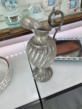 Brocca vintage peltro design rigato